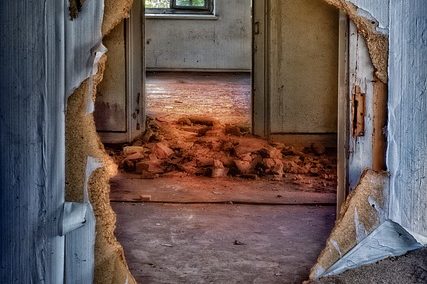 abandoned-540830_640