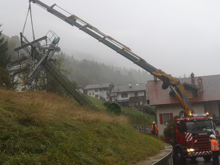 b323ae70-b650-47f6-a4ec-de0ce40a2264