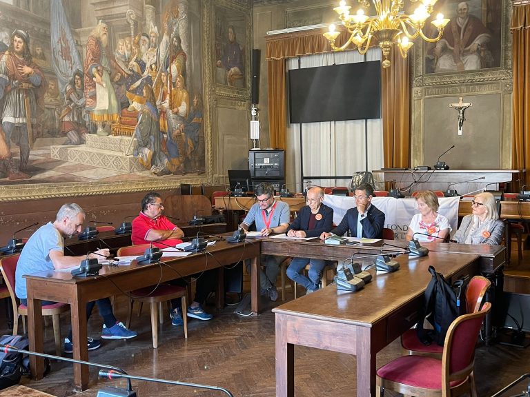 ce5d4a35-b854-44e1-a7f7-8b8f6f9bec89