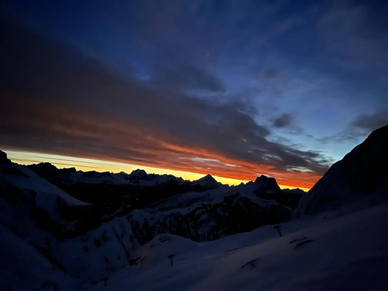 c438f315-c7f8-4409-9020-5a1fb4920208