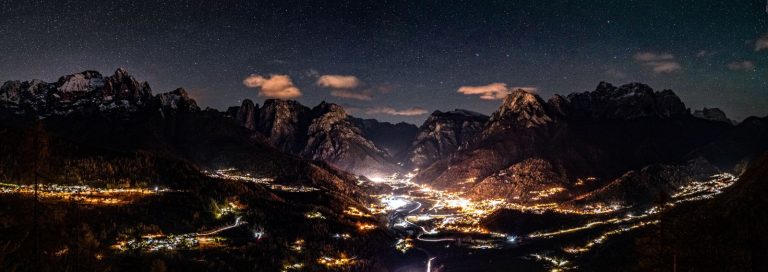 582c4d8a-c030-4521-a16a-c4eeab503bbc