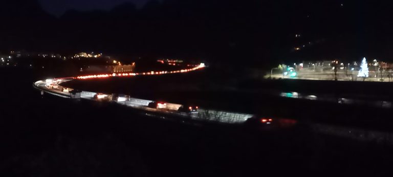 de98ca01-24f0-46ab-a3c7-ffc0b8c47dcb