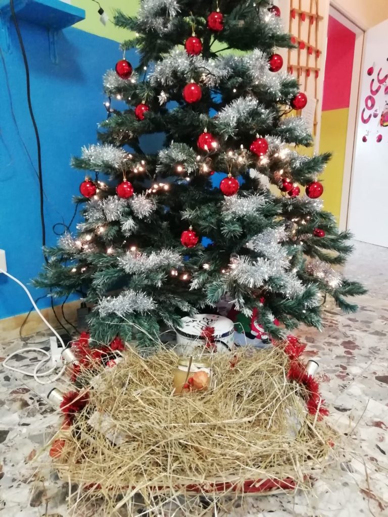 f726e70b-4c92-4e77-9d9d-92c2682fe1bc