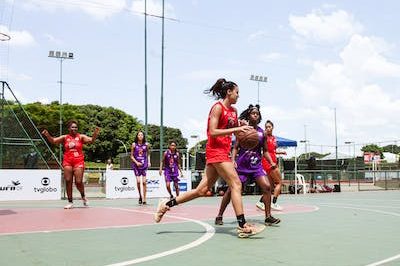 free-photo-of-estate-donne-sport-movimento