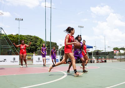 free-photo-of-estate-donne-sport-movimento