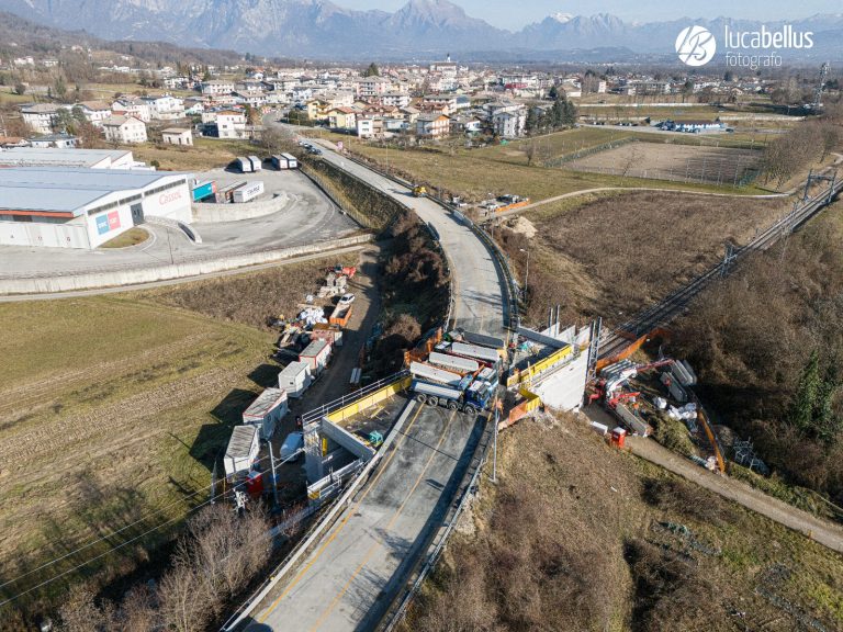 0712c5f7-b8b7-44de-9bd5-cab9becf7641