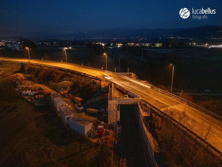 9ae49ca4-76c2-40fd-8580-8849d0e89735