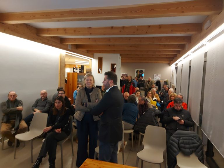 9c3bc0f7-ff7e-4dbb-97b5-c4f23ec61aac