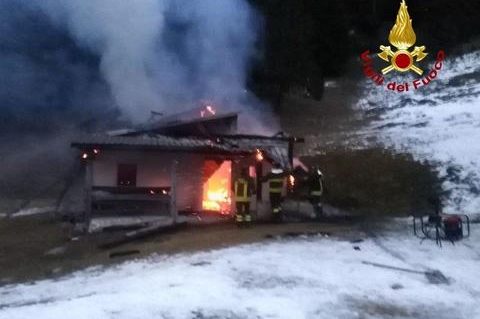 e2471c80-3741-42ab-bd02-48b92afaf6e5