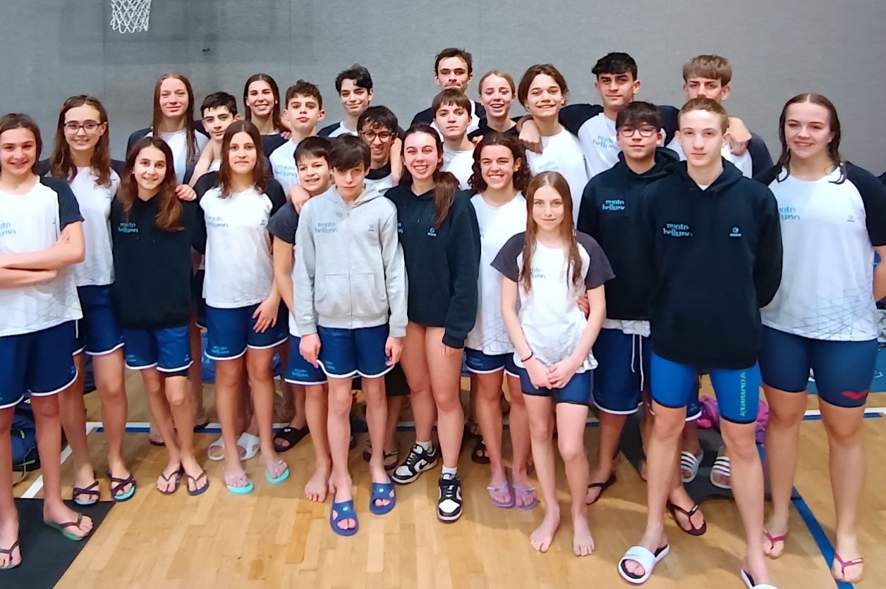 Il_gruppo_protagonista_al_Trofeo_Rari_Nantes