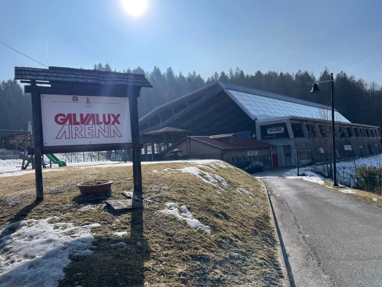 d79e38cb-3d2f-40a2-8d0b-b39af47e302a