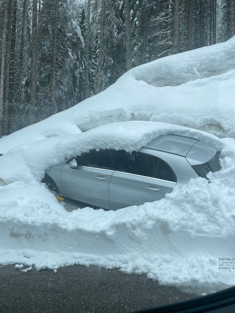 2233387b-faa3-4783-810c-7f45e1305f17