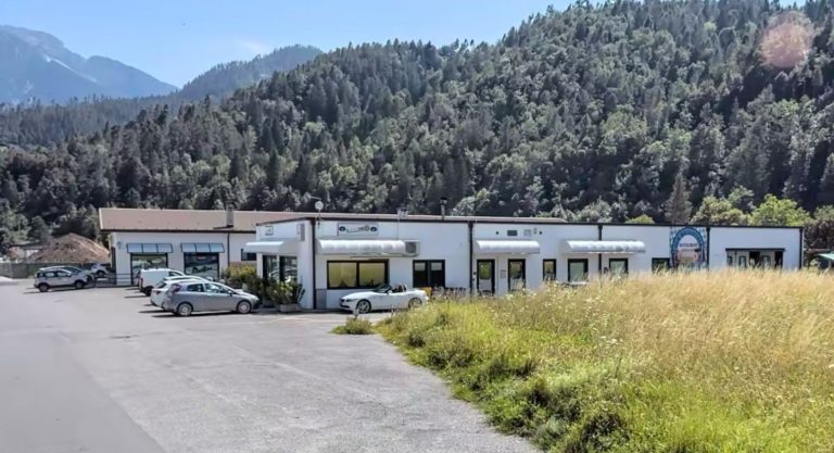 38f78284-137f-49ef-b1ce-d1127d1380b0