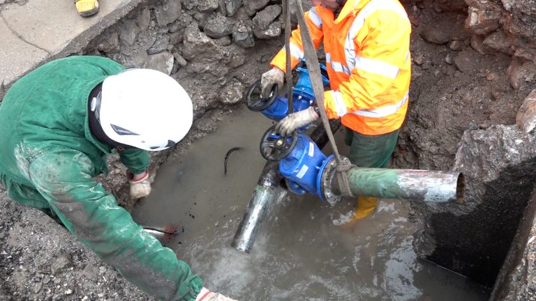 Bim GSP – Distrettualizzazione Agordo – Posa nuove valvole (3)