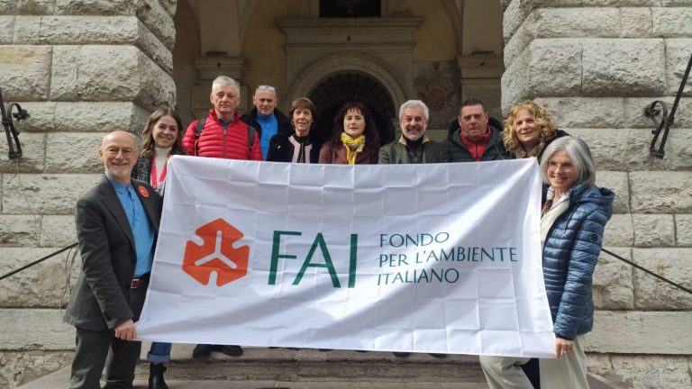 f2f5838e-523c-4a84-bf46-da931dade01f