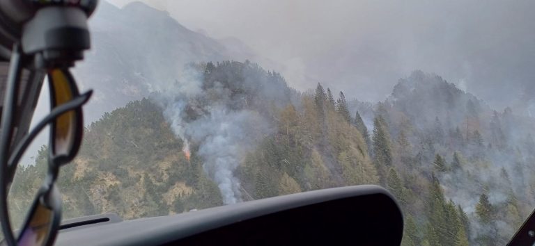 32fca2ad-0a46-4352-9d25-865f999708b1