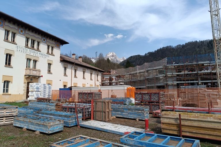 b2480bae-0f9e-46b5-b113-308219ab5009