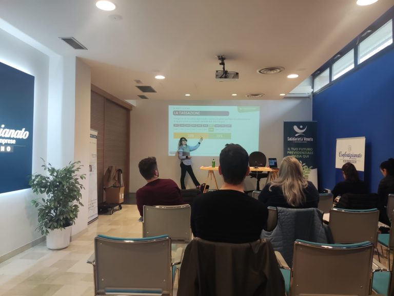 f32a33ee-a325-42e2-bf99-a103f4d66beb