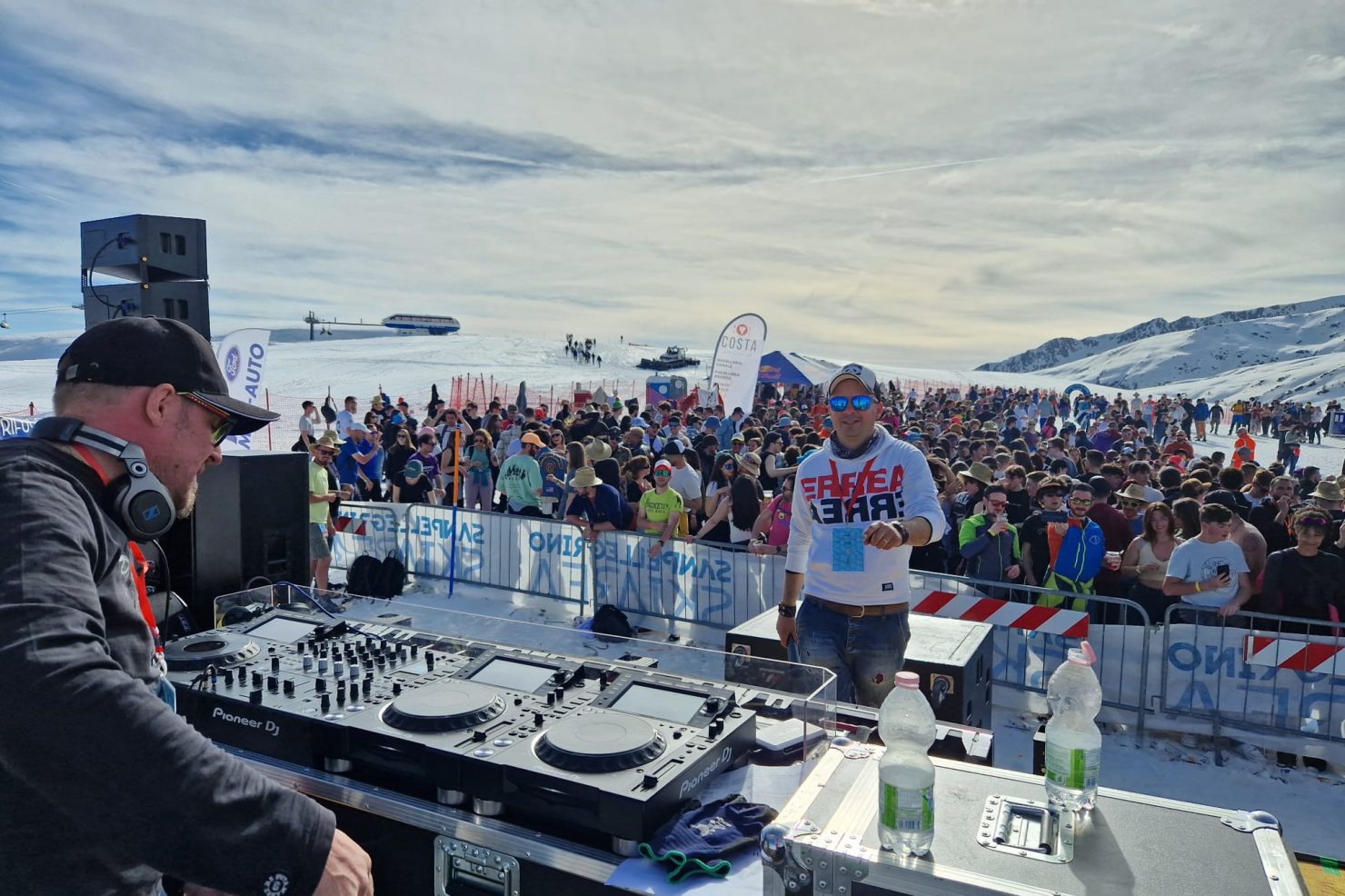 f361c5c4-7949-4c4d-a130-d48aa53db3e6