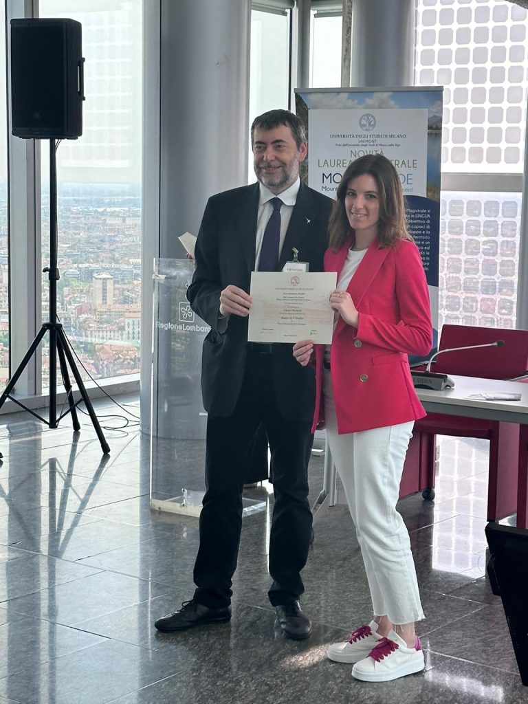 f8cd03e3-e36b-443a-8f21-dfd97e62048c