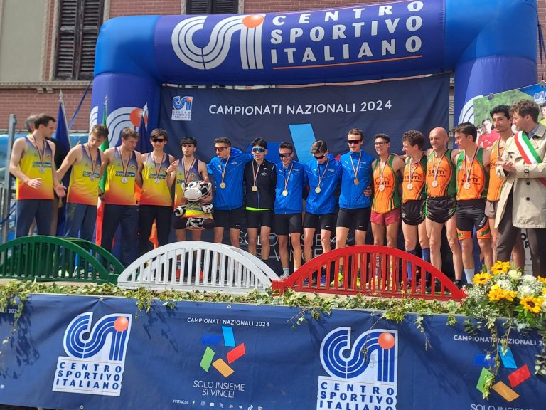 staffetta maschile assoluta 1. belluno podio