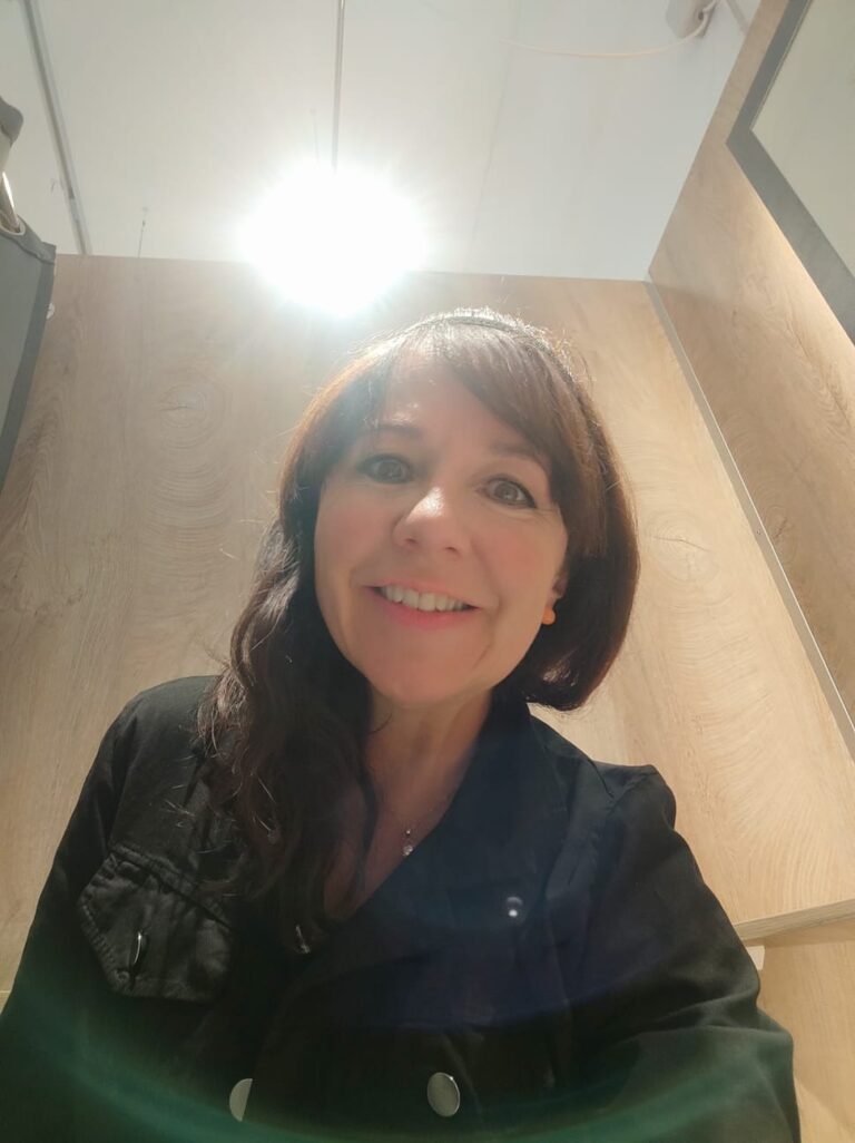 7e246aa0-cec5-4969-99e4-e034a01f18fa