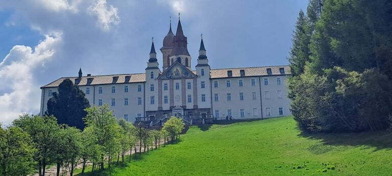 9ee61190-dfe5-450c-ae67-27bcf4895b88