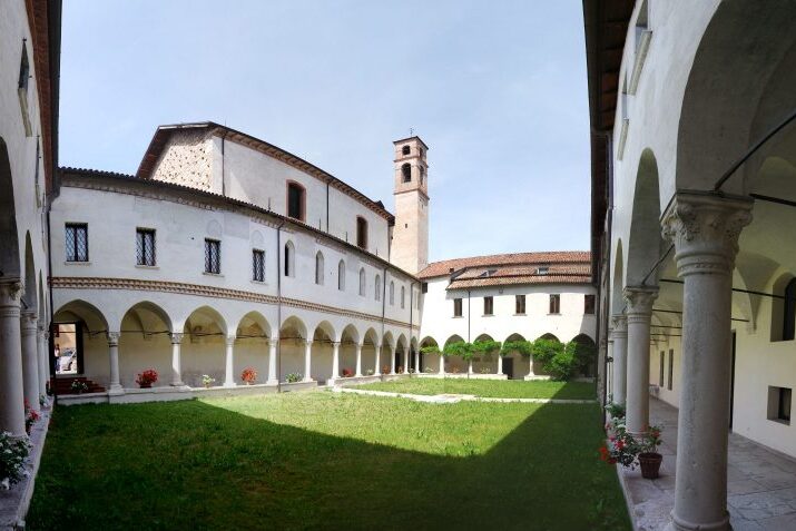 CHIOSTRO_GOTICO_ISSR-800×477