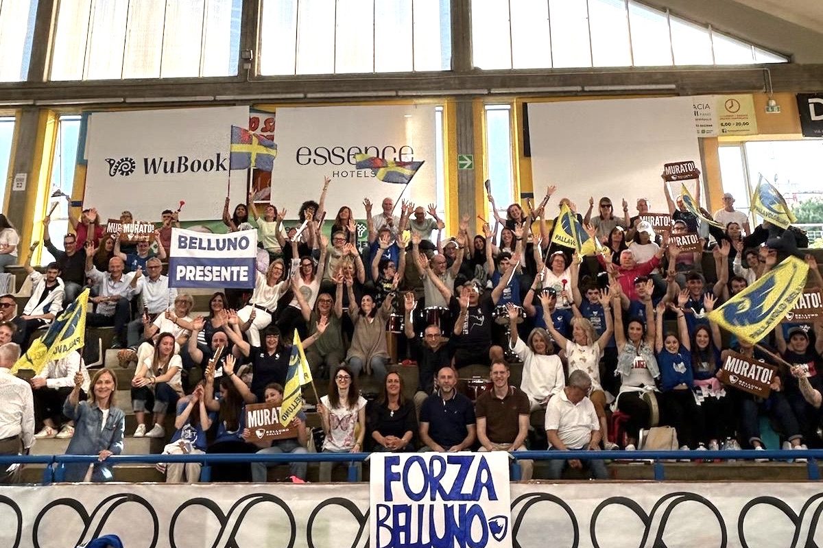 Il_centinaio_di_tifosi_bellunesi