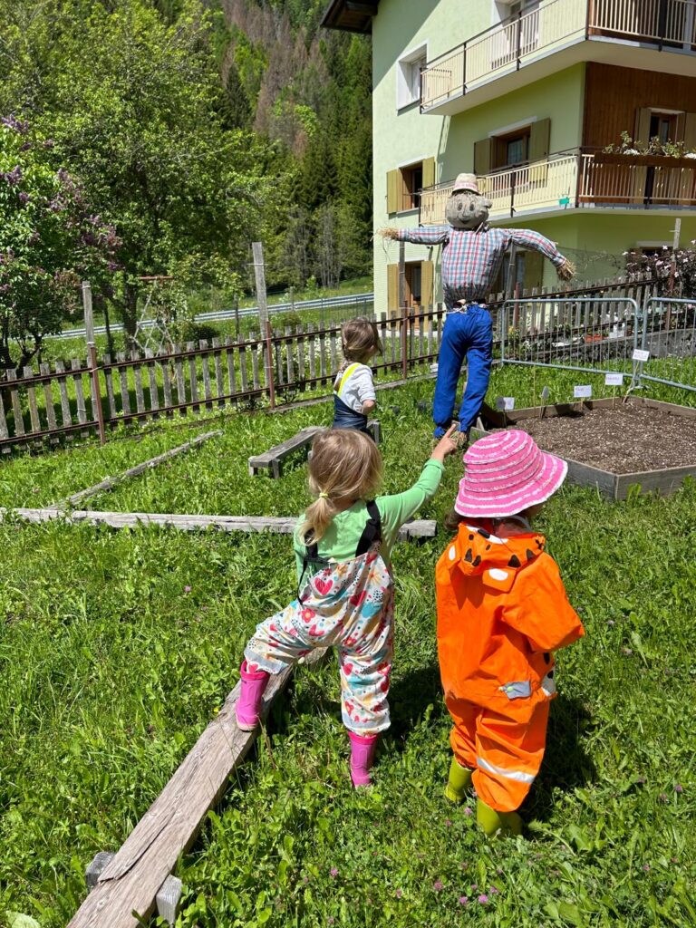 03fecf53-eb20-4006-84e2-625fda1bc37c