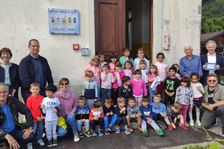 I bambini della scuola dell’infanzia di Mugnai