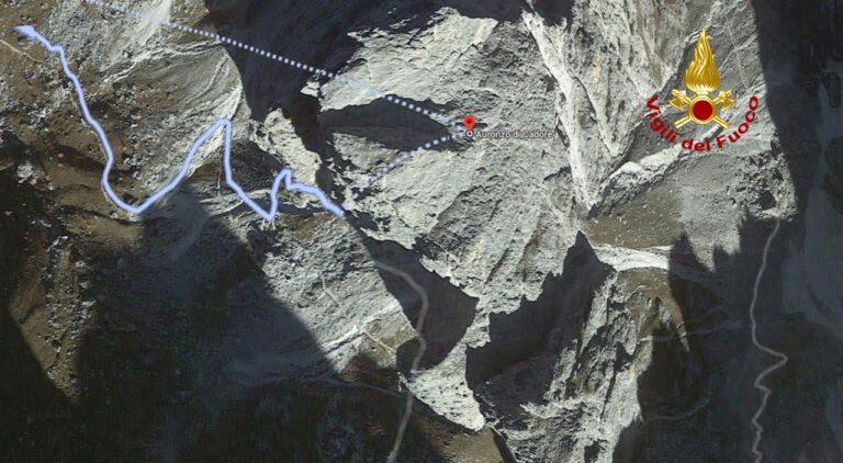 542d46b2-c69a-4011-a3ed-dbe8426eb967