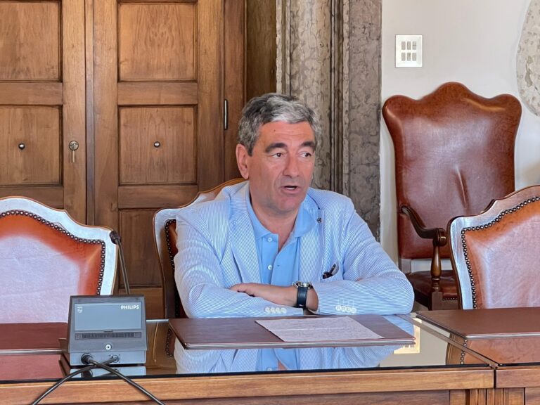 5a973bb9-4851-4160-b4c1-6c1c600027ac