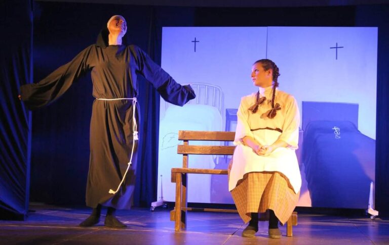 f89b8b75-6ad4-4137-847b-049782413004