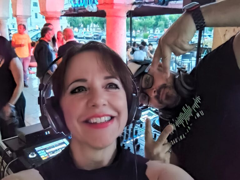 25805983-abac-4aaf-a60d-101f0cbf219b