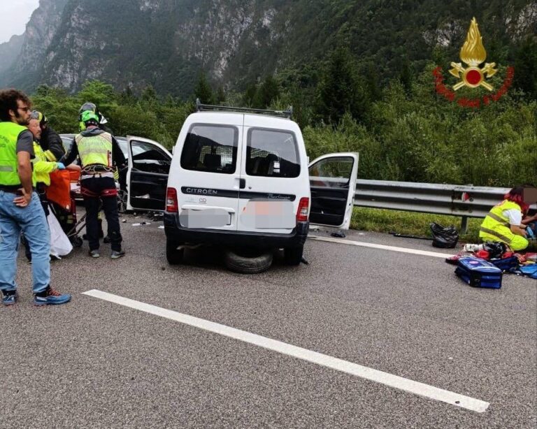 70c7fcfd-5424-4e14-8636-88ec96023ae8