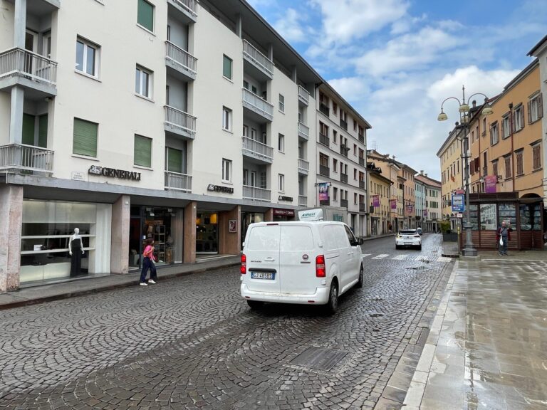 1dd6d16d-99e7-4693-8a13-0d350c34099d