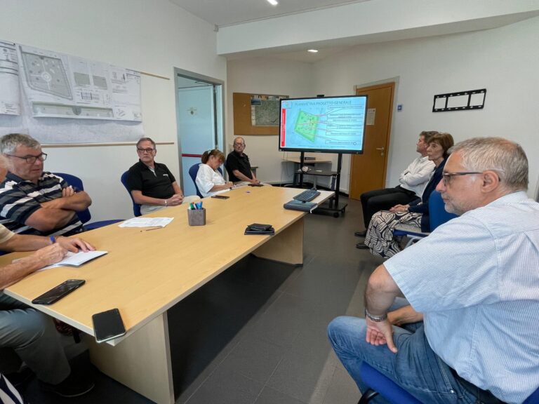 43e5cecc-9336-4f2c-a748-fde29164959d