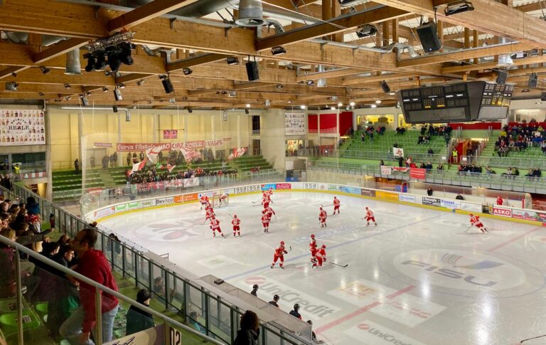 4b7077f1-0dd1-4825-a7aa-64122f0aa77e