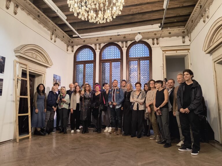 88aa62b2-14a8-4717-a9d6-a22dbde8d941