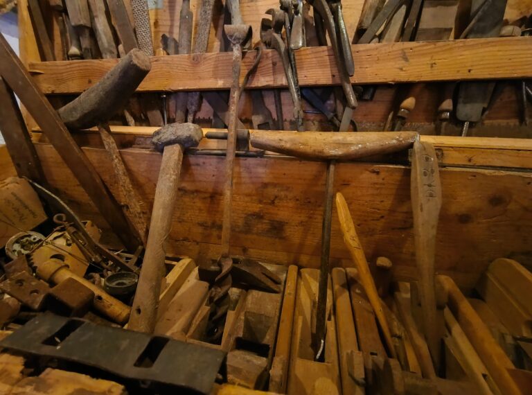 b3267cfa-b526-445f-82c8-19446aa1e072