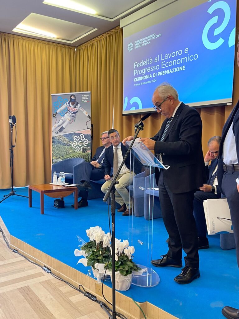 5d9408b0-2f8e-41f5-9d95-c83a8c2cc62e