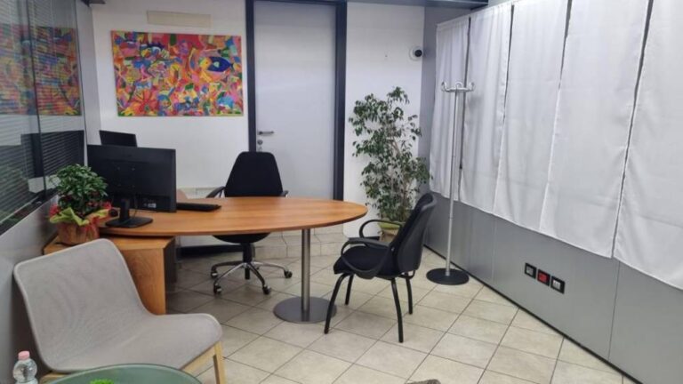 6f31dc51-239b-47fc-a589-5ac9165db1c7