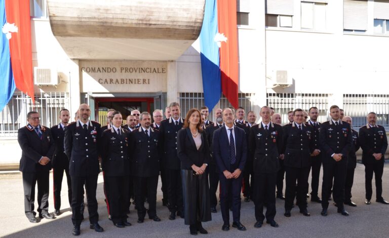 Carabinieri belluno_visita prefetto_COMANDANTI