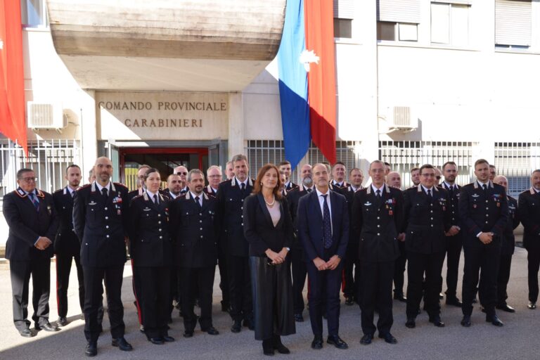 Carabinieri belluno_visita prefetto_COMANDANTI