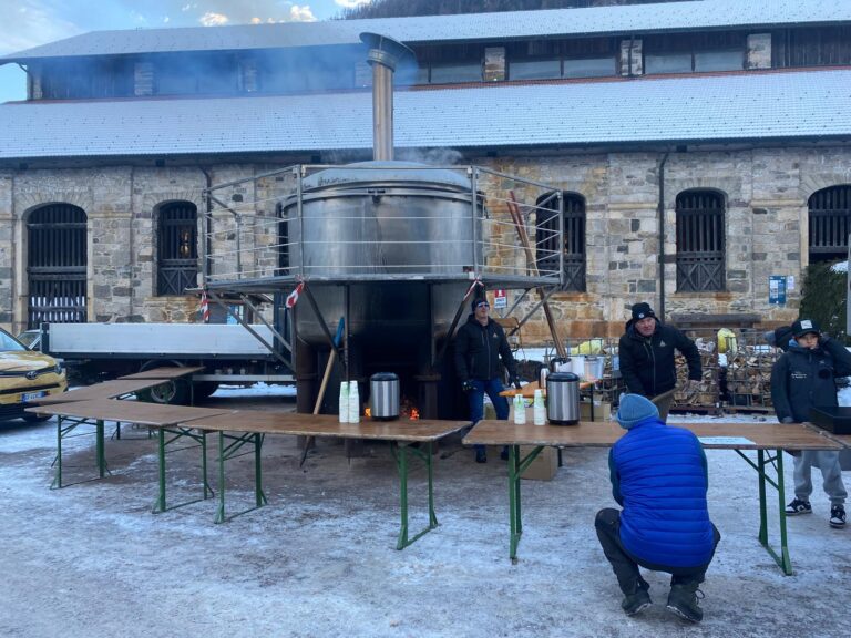 877cbfb3-ab68-4295-8921-5f9c48ee9b18