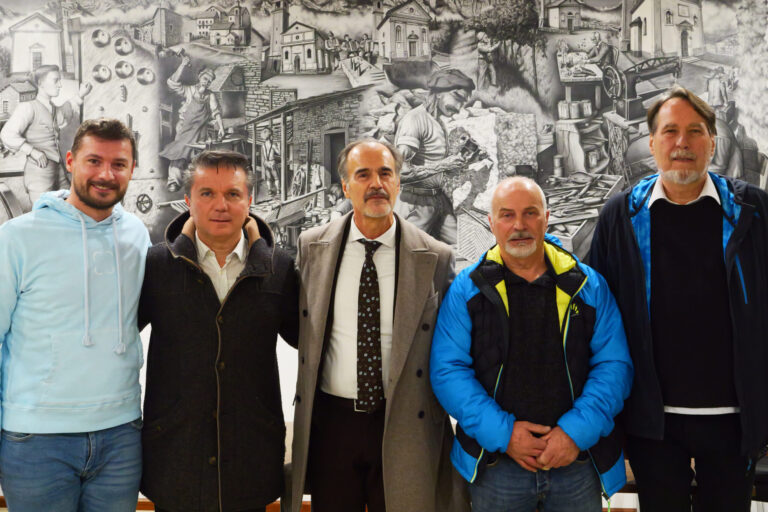 Prefetto Roccoberton in visita a Chies