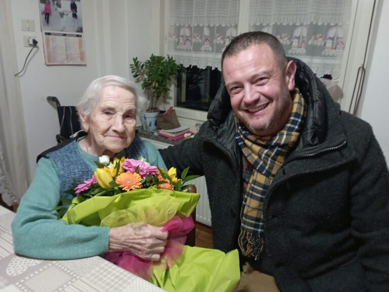 64b2d514-8745-454f-871d-a10edb447a92