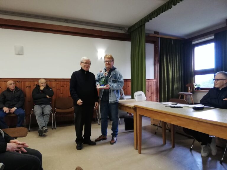 6971324a-eaf6-430e-9461-392dcc9e47c5