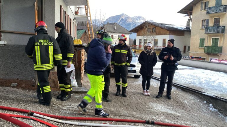 6b174cf9-13b8-45a9-8074-735626671dc2